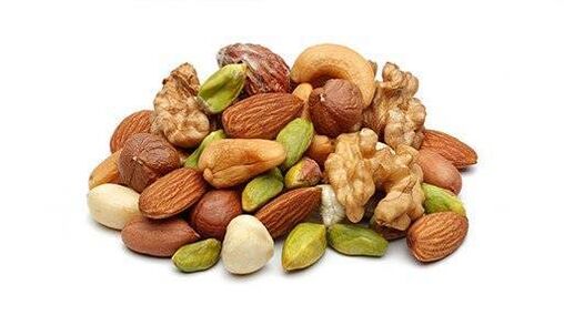 Nuts are useful foods for increasing strength