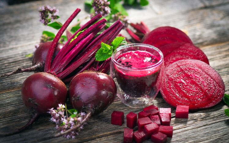 Beetroot is the leader in the content of natural nitrates, useful for strength