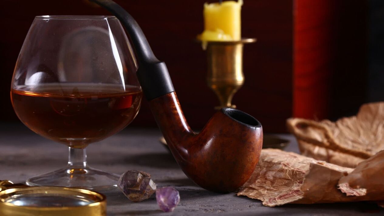 Smoking and the potential of alcohol damage